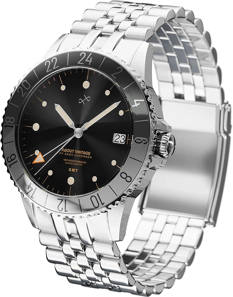 1954 GMT WORLD TRAVELER SAFARI　腕時計 An Affordable GMT Under $400… About Vintage 1954 GMT Green Turtle