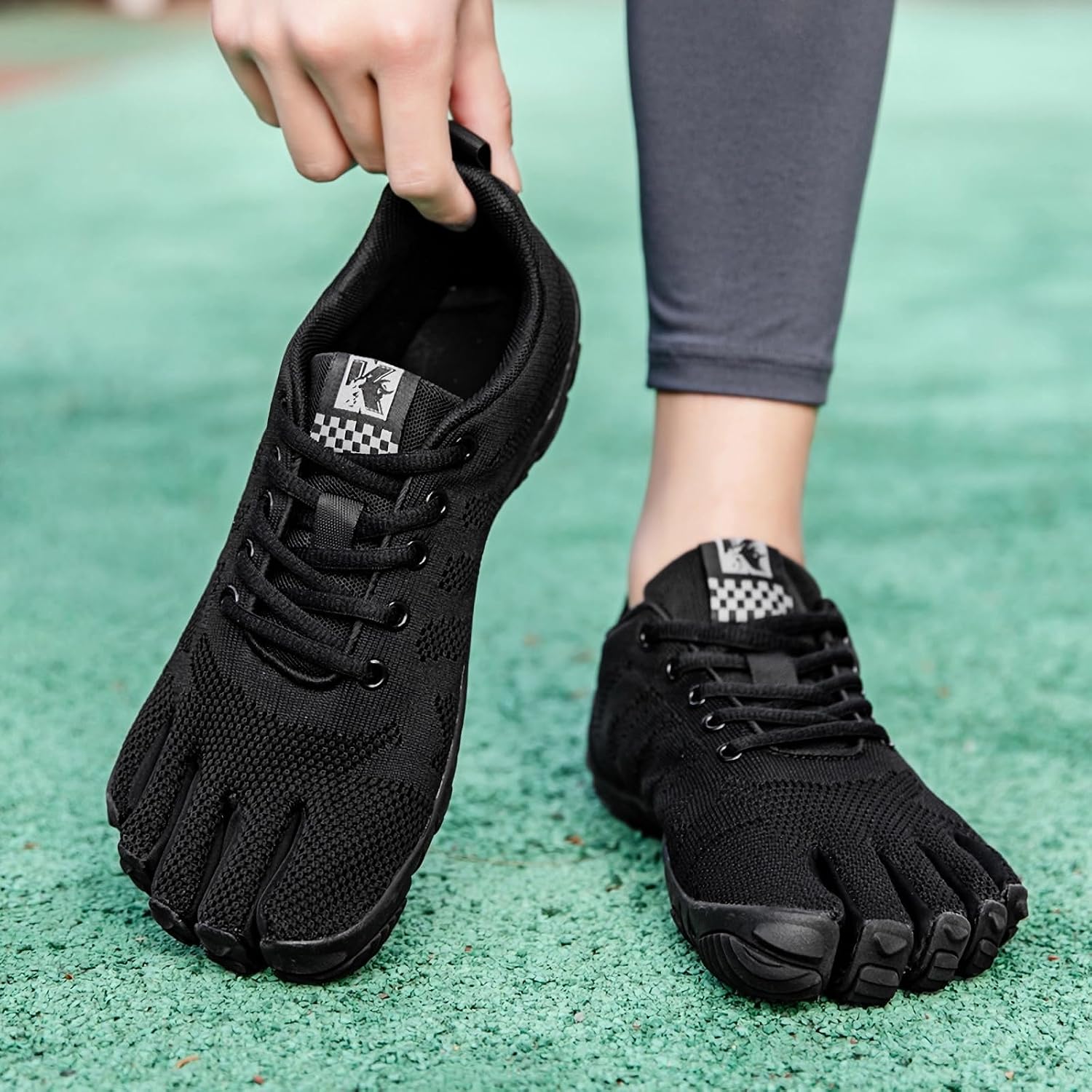 Five-Toe Barefoot Shoes for Men & Women – Minimalist Zero-Drop Sneakers for Running, Hiking, Yoga, Gym, Water Sports & Beach