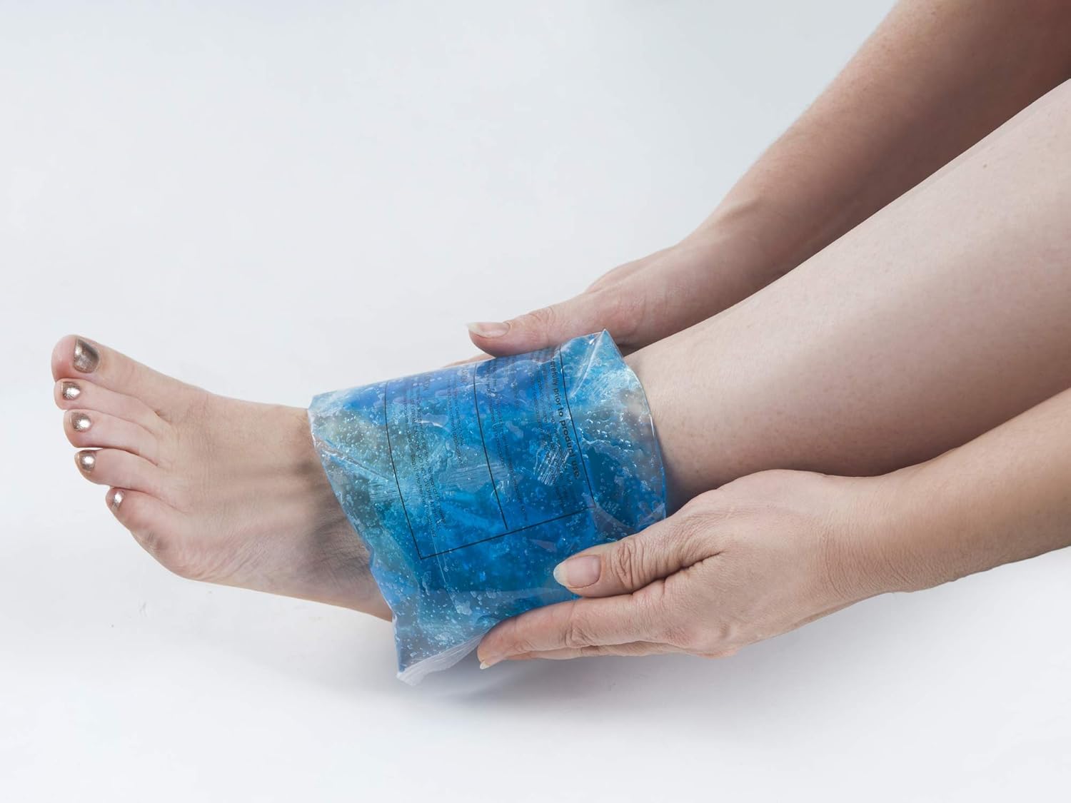 Reusable Gel Hot Cold Packs - Patented, Long-Lasting Ice & Heat Therapy - for Pain, Injuries & Coolers (2 Pack)