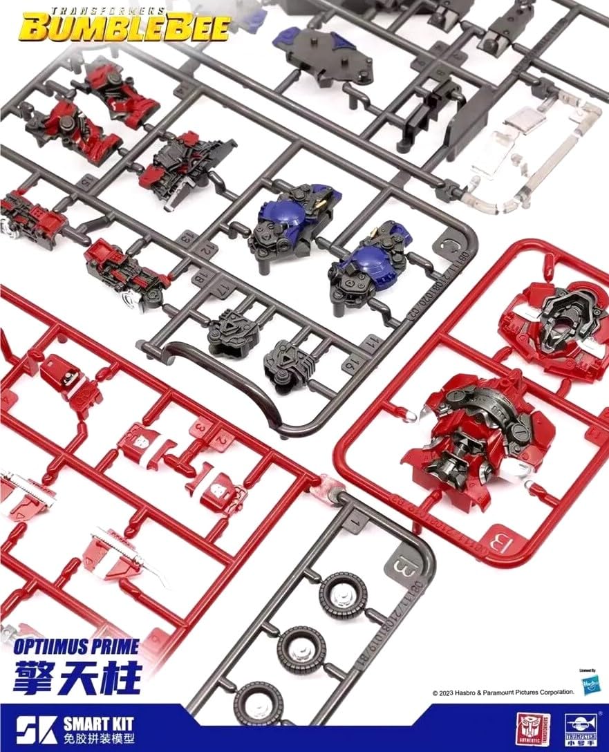 Hobbyboss Trumpeter 03111 Optimus Prime SK09 Smart Kit - Action Figure Robot da Collezione, Kit Modellismo da Costruire Pre-colorato