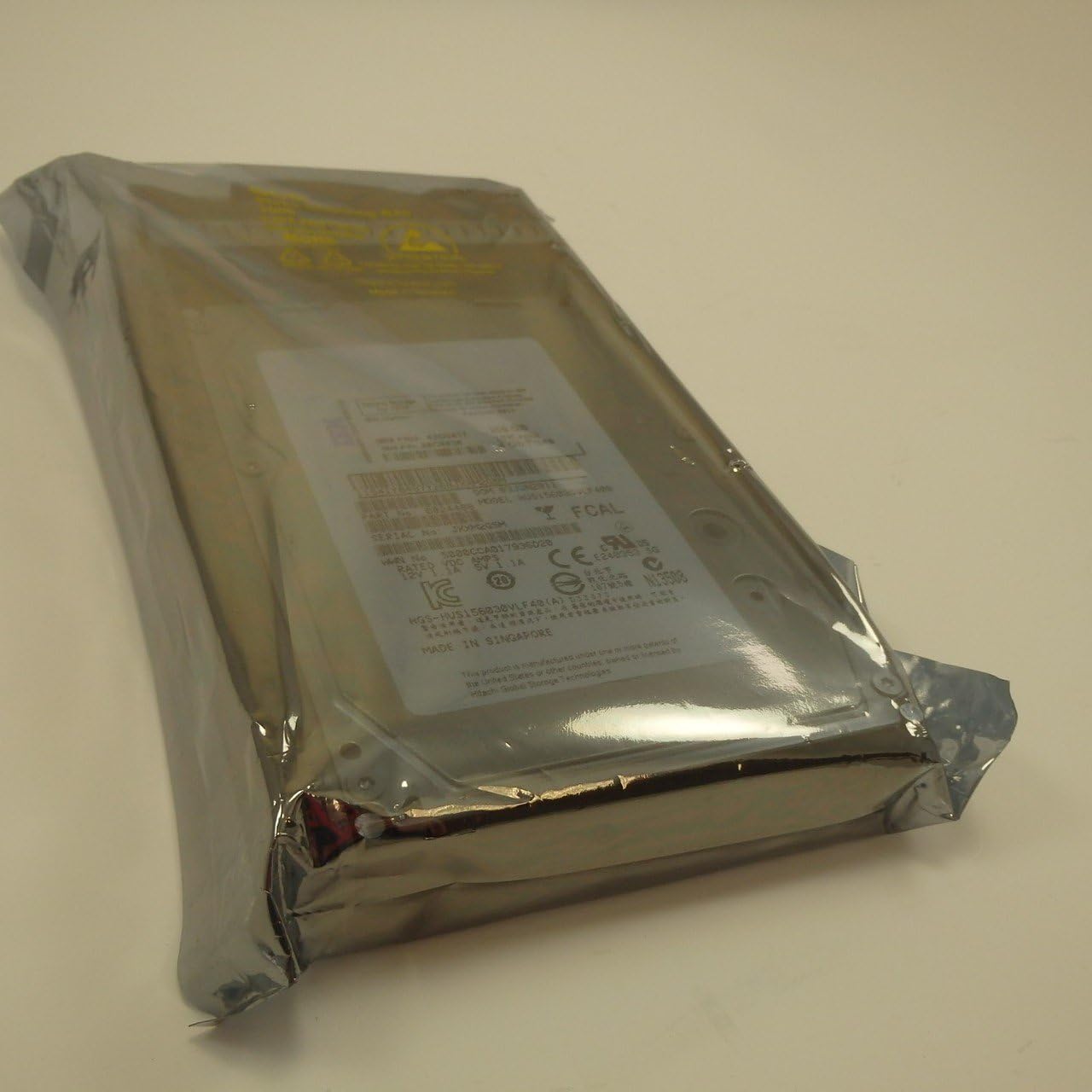 IBM-IMSourcing 300 GB 3.5" Internal SAN Hard Drive (42D0417) -