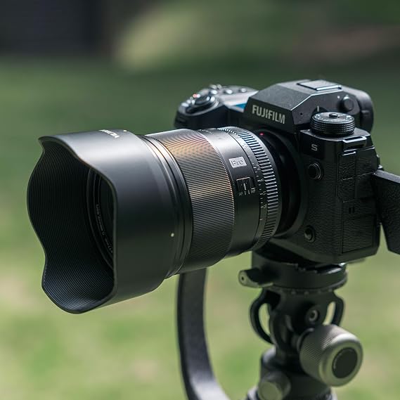VILTROX 75mm f/1.2 F1.2 PRO XF Lens Autofocus Large Aperture APS-C Prime Lens Compatible with Fujifilm X-Mount Cameras X-T4 X-T10 X-T20 X-T5 X-H2 X-H2S X-T30 II X-T4 X-A7 X-E3 X-E4 X-H1X-Pro2 X-H2S