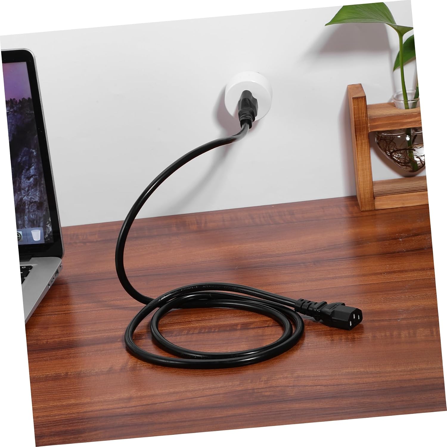 1.5m Power Extension Cord with Us Prong Grounding for Rice Cookers and Computer Monitors and Flexible Design for Indoor and Outdoor Use