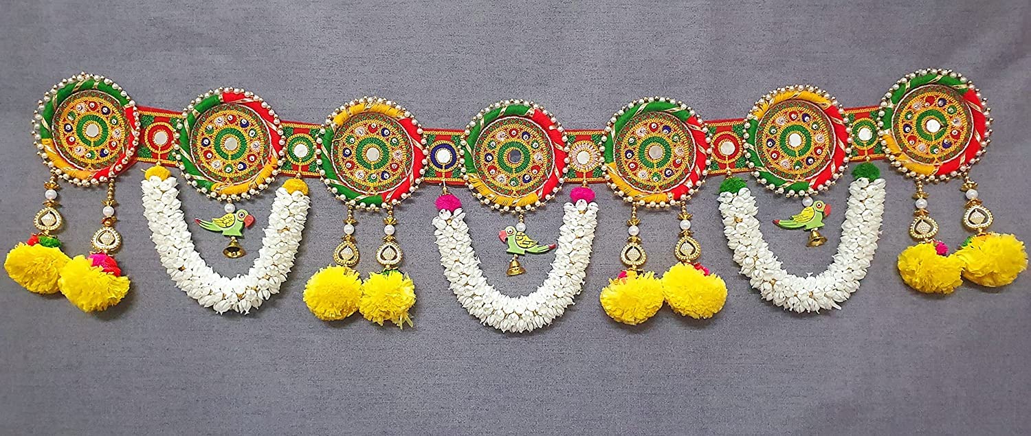 Toran Bandarwal miroir de porte pour raviver une entrée sombre à Diwali