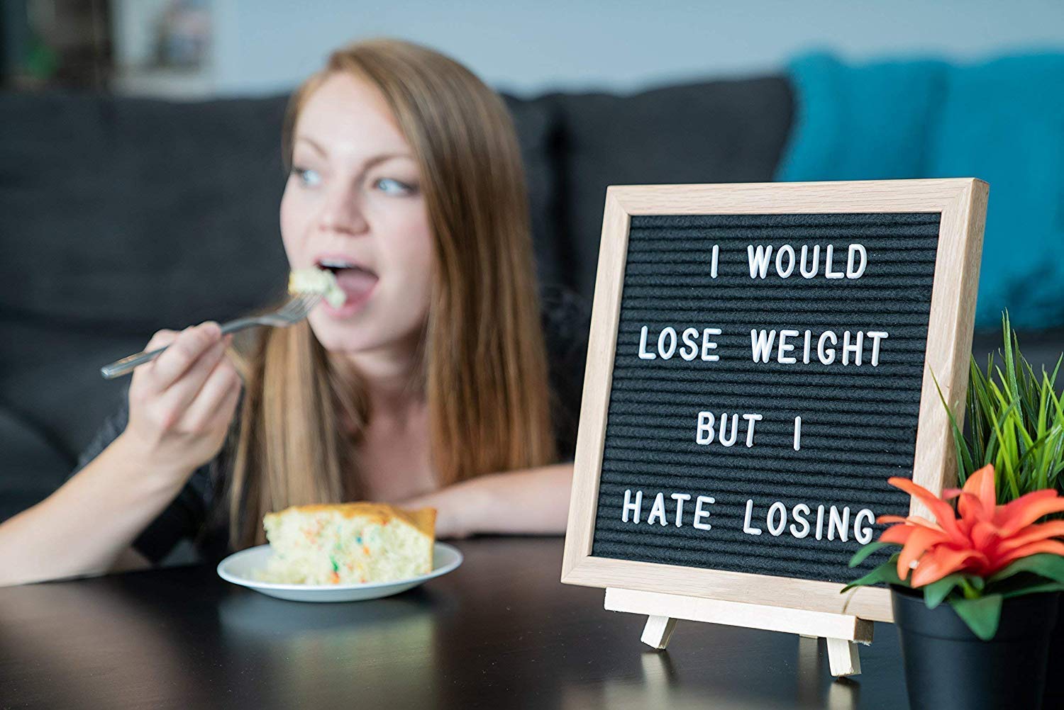 Felt Letter Board 10x10 (Black) +685 PRECut Letters +Stand +UPGRADED