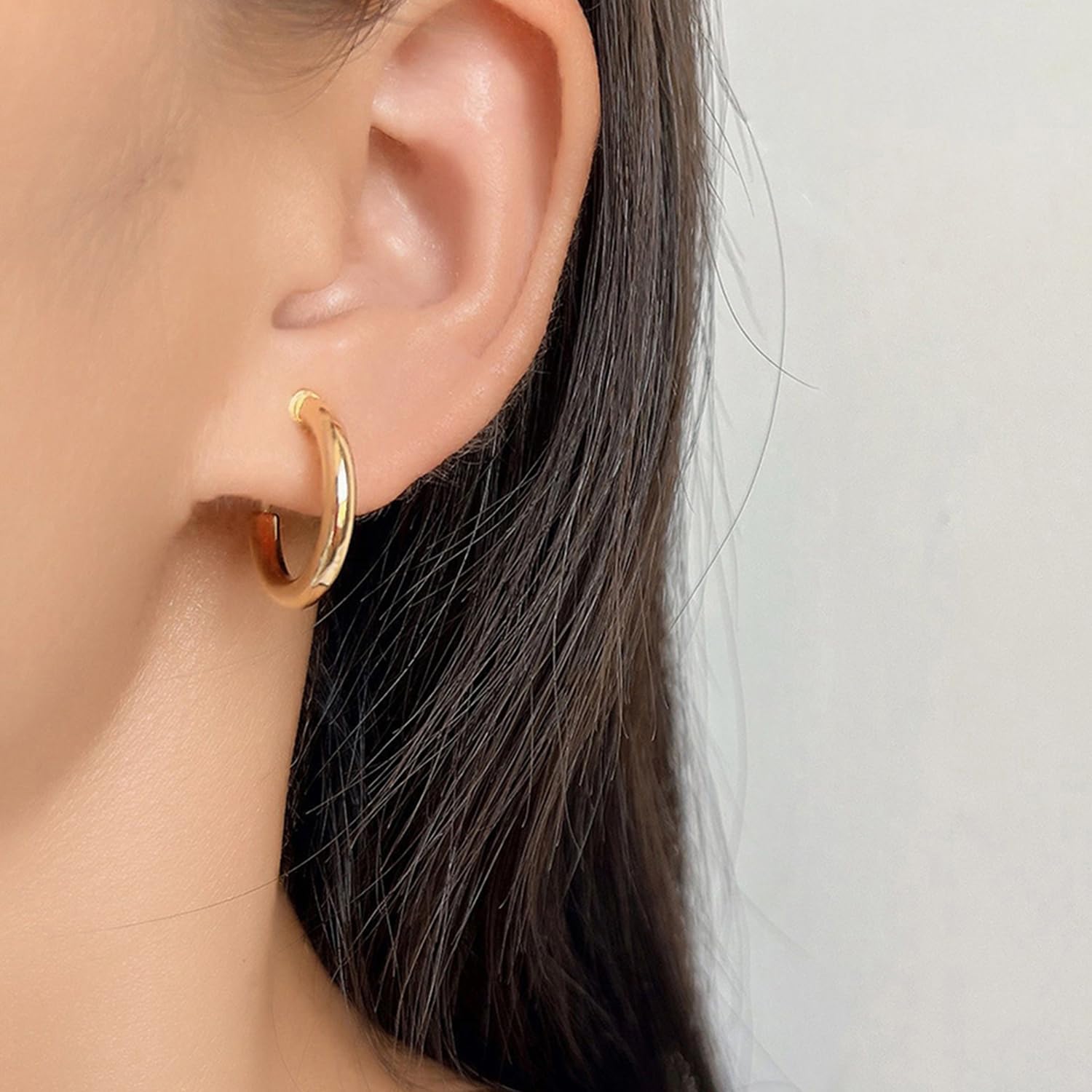 Chunky Clip On Hoop Earrings for Women 14K Gold Plated Non Pierced Tube Hoops Hypoallergenic Adjustable No Piercing Fake Earrings
