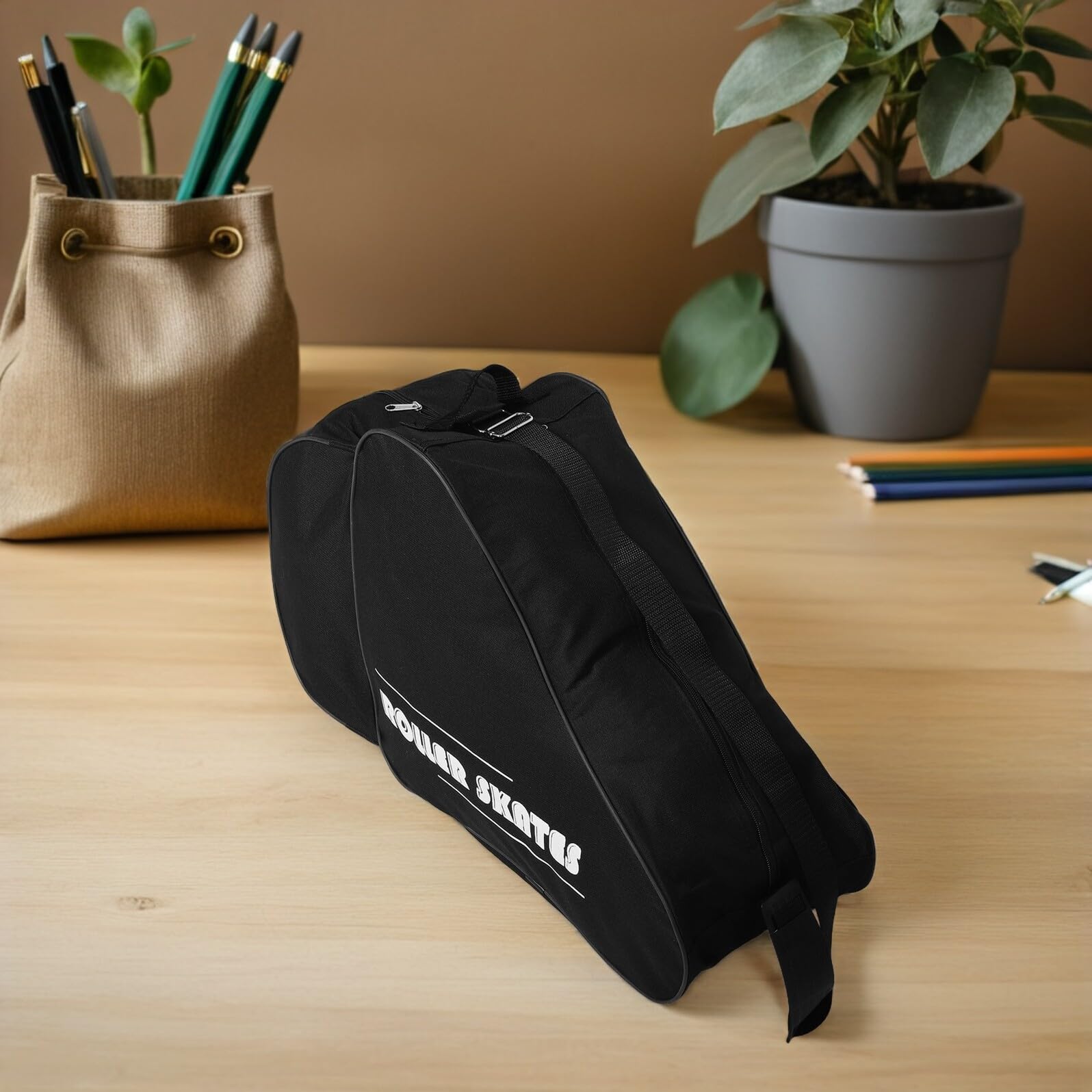 KOMBIUDA 2 Pezzi Borsa per Pattini Ice Skating Unisex con Tracolla Ergonomica Grande Capacità e Materiale Resistente per Pattini Rotelle e Accessori Nero