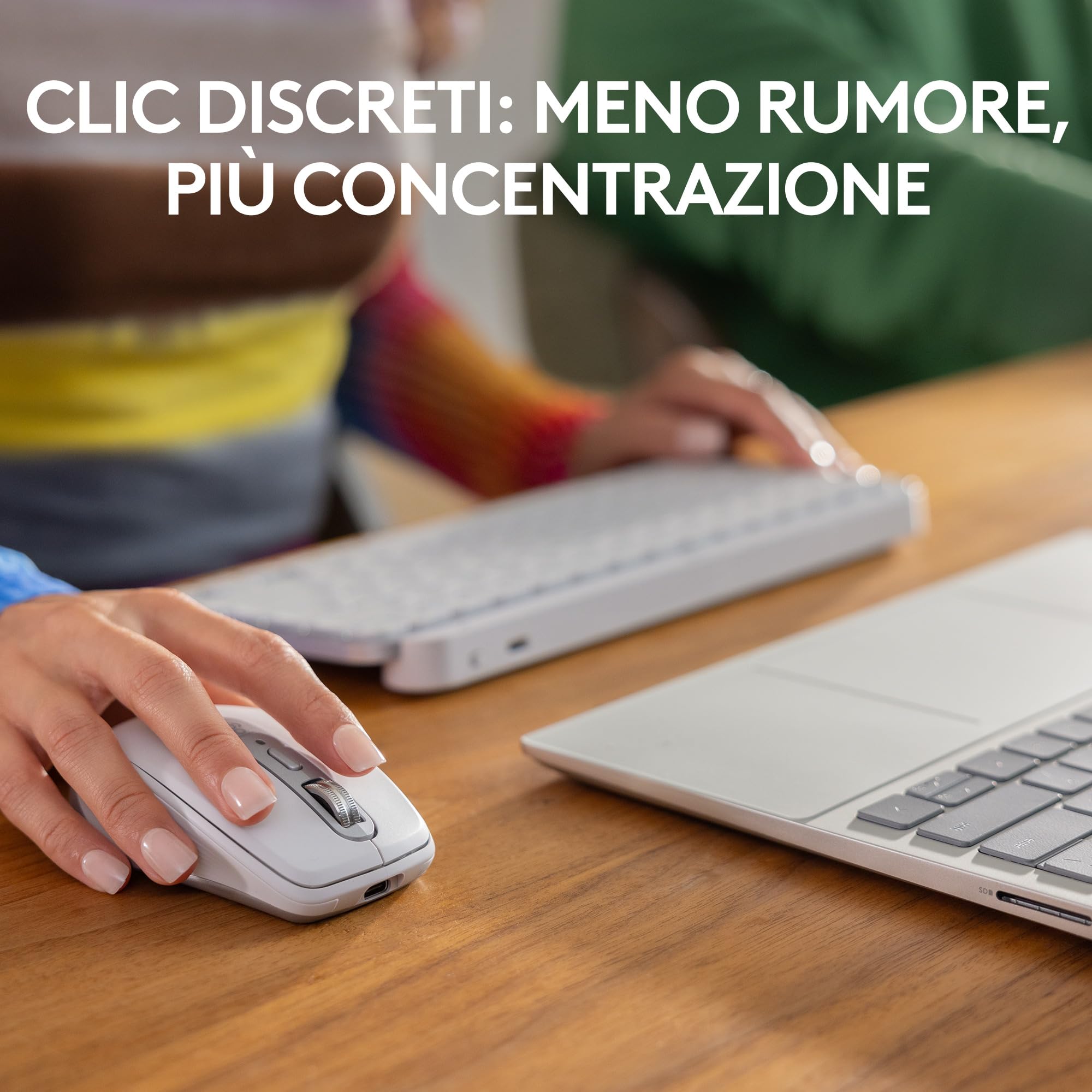 Logitech MX Anywhere 3S for Business - Mouse senza fili per professionisti | Windows/Mac/Chrome/Linux, Bluetooth, clic silenzioso, sicurezza Logi Bolt, compatto, 8K DPI, scorrimento MagSpeed - Pale Grey