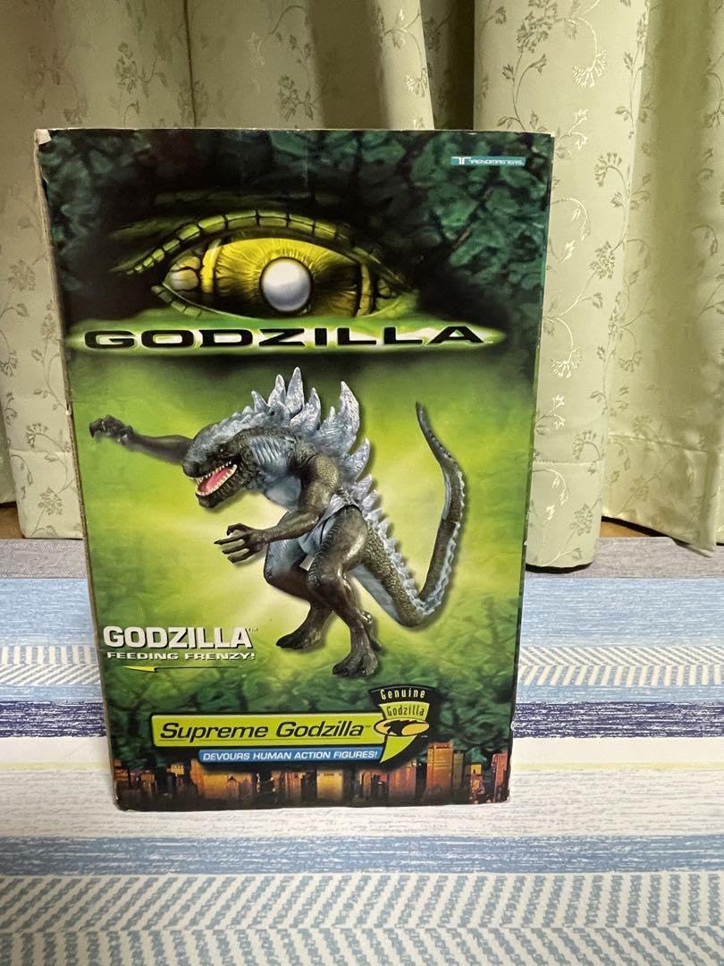 Amazon.co.jp: 希少??Supreme GODZILLA アクション フィギュア : おもちゃ