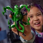 Marvel Spider-Man VenomVersus Epic World of Action Miles Morales Deluxe Figurine avec accessoires, 4-Inch (10 cm) Jouets Super Hero pour les enfants 4+