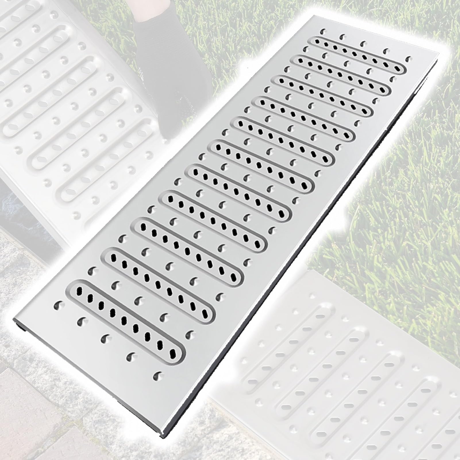 Grille d'évacuation de jardin en inox pour drainer l'allée efficacement