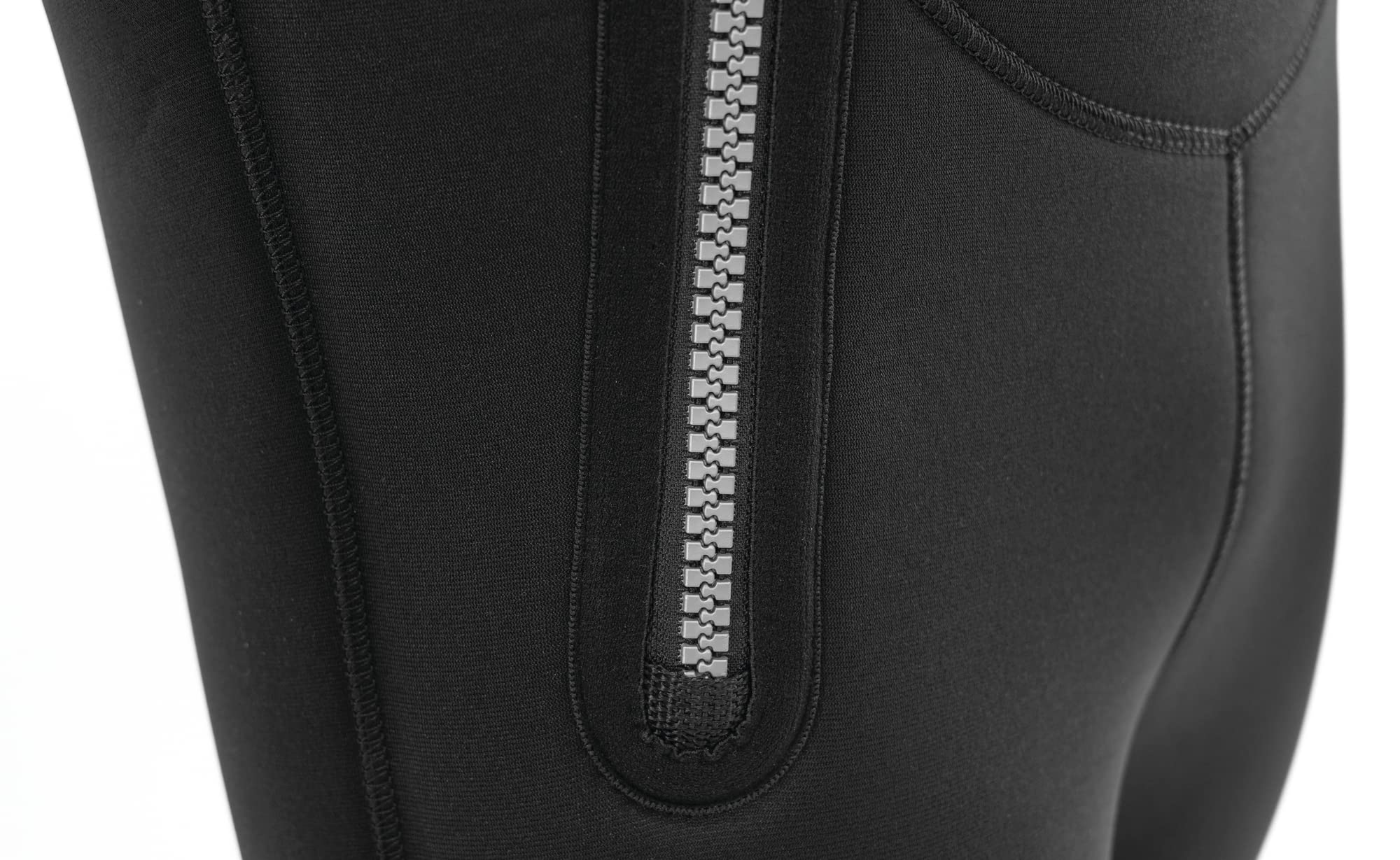 Seac Club Man, muta in neoprene da 5 mm con cappuccio integrato, protezioni in Powertex nelle spalle, ginocchiere e fondoschiena