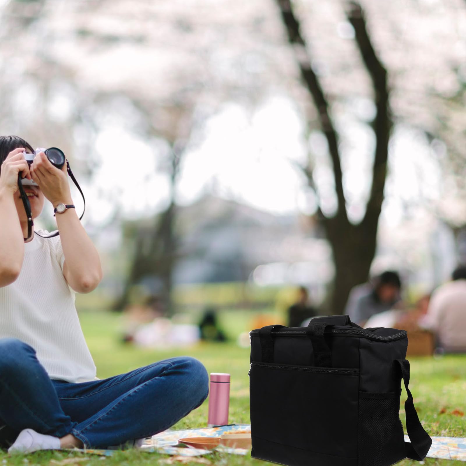 Große Thermotasche für Picknick und Schule Isolierte Lunch Tasche aus Oxfordstoff mit Aluminiumfolie Schwarz Hält Speisen Warm und Frisch