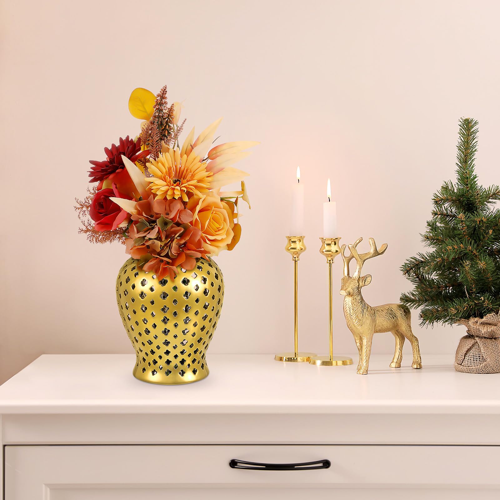 Vaso per Fiori in Ceramica Dorata Traforata per Casa e Tavolo | Adatto a Fiori di Seta e Artificiali, Leggero e Facile da Portare, Stile Romantico per Feste e Capodanno