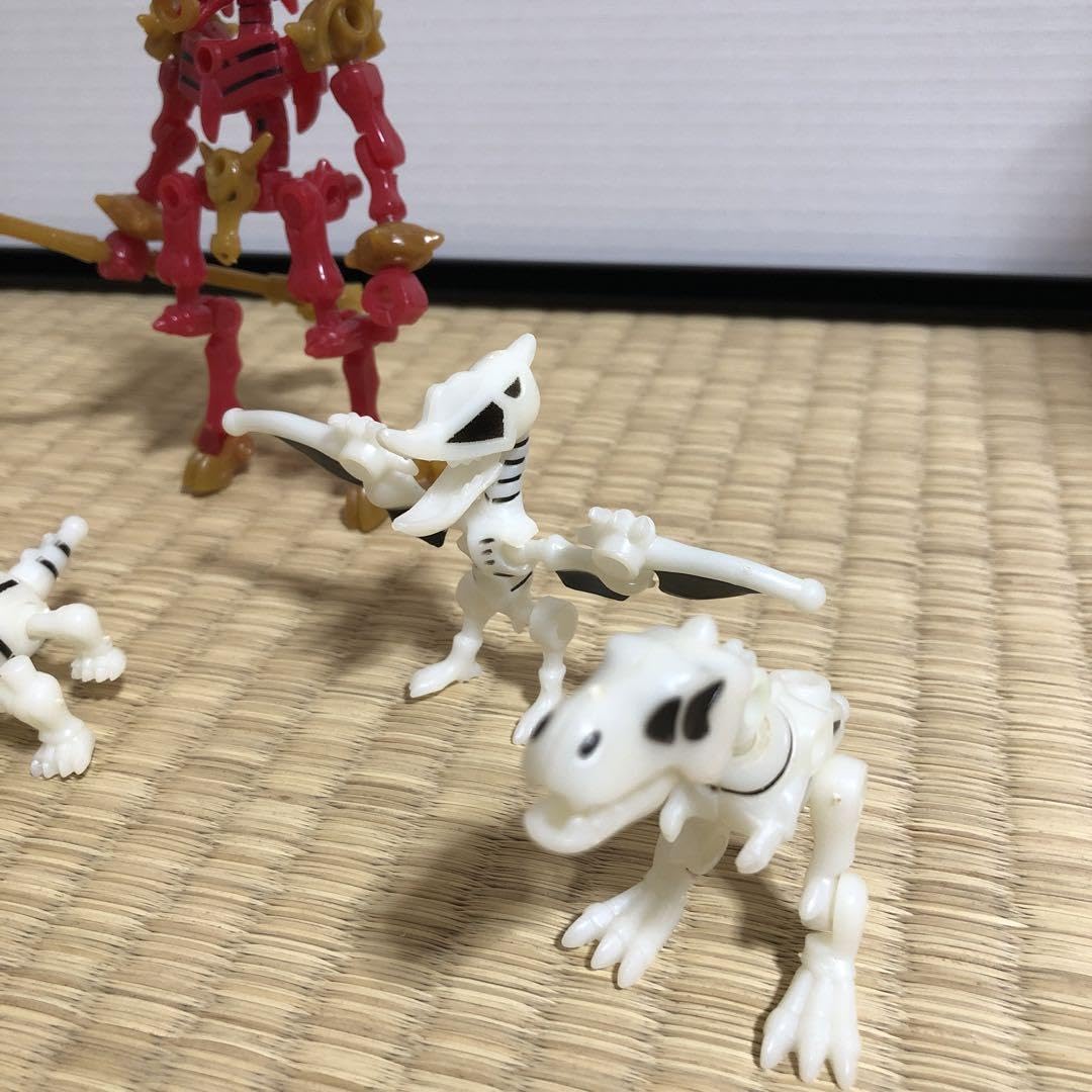ほねほねザウルスまとめ売り 第18〜22,26弾 バラ売り可 ほねほねザウルスまとめ売り 第18〜22,26弾 バラ売り可