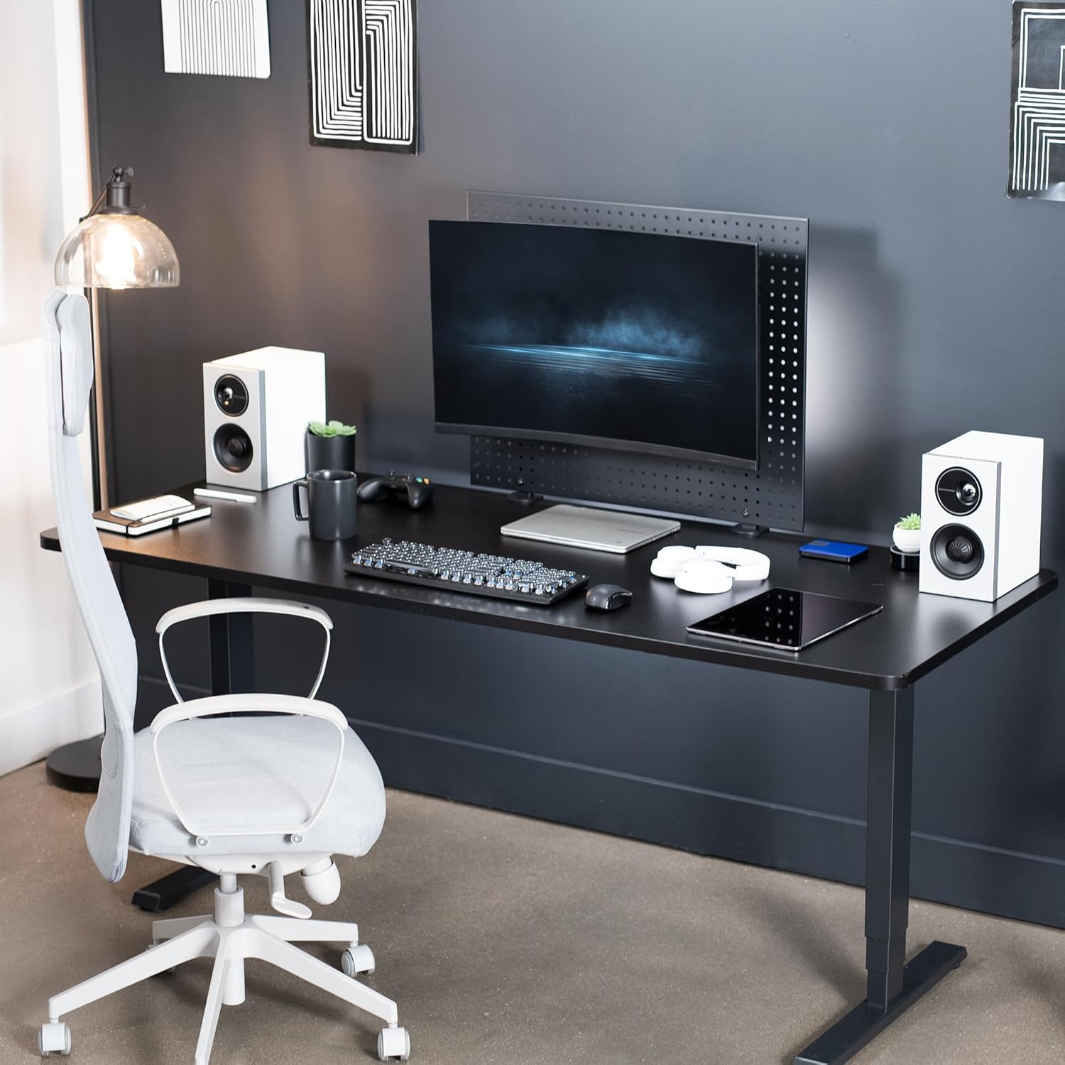 VIVO Articulating Single Monitor Pegboard Mount, Fits Screens up to 32 inches and Peg Boards up to 0.25 inches Thick with 1 inch Hole Spacing, Black, Mount-PB1