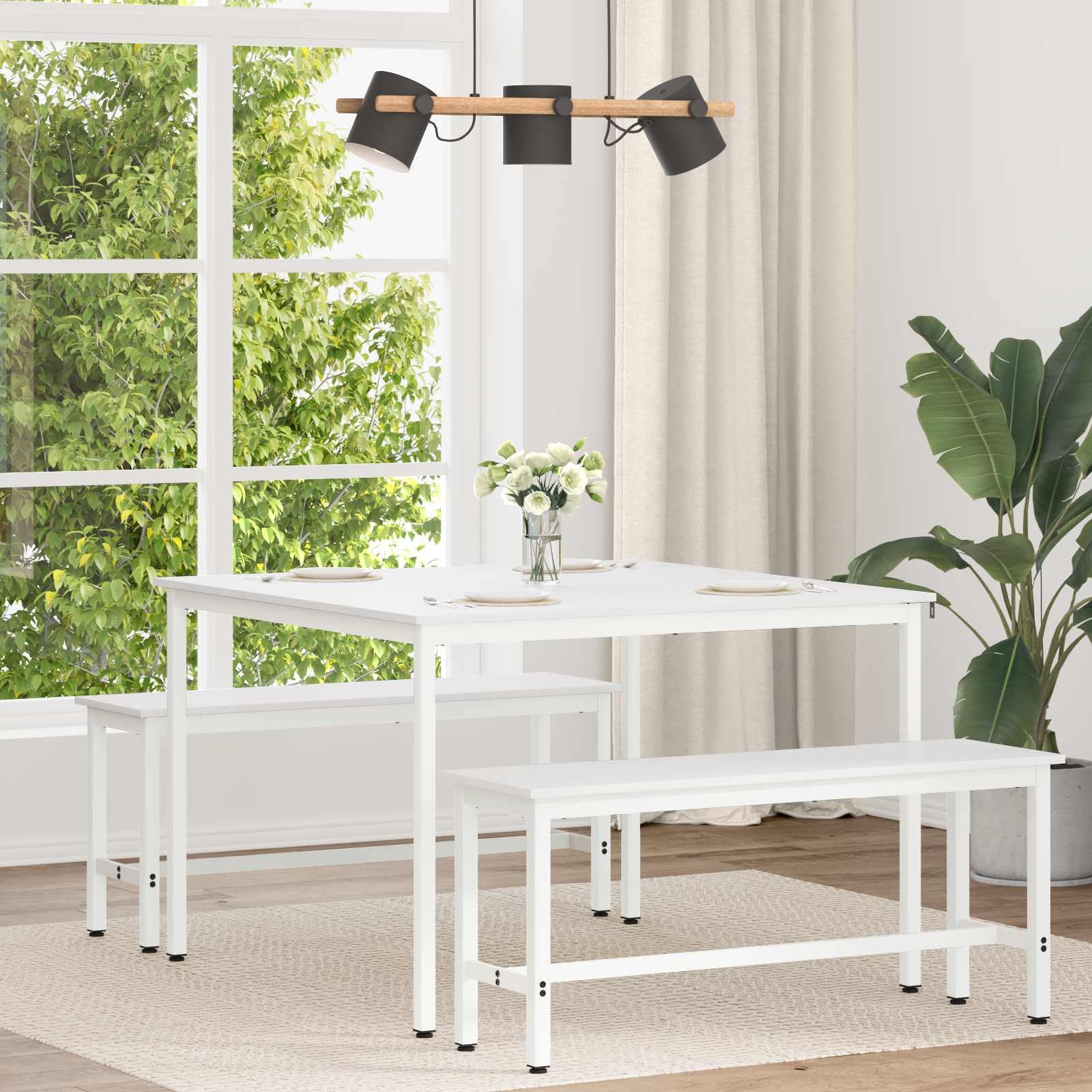 Table carrée 4 personnes facile d'entretien pour petite salle à manger