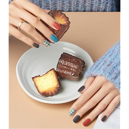 Buy Dashing Diva Nails With Big Stone Premium Magic Press Go Retro 2 Different Designs 30 30strips In 12 Sizes Soul Navy White Holiday Oval Type Online At Low Prices In India Amazon In Dashing Diva Nail Strips Christmas