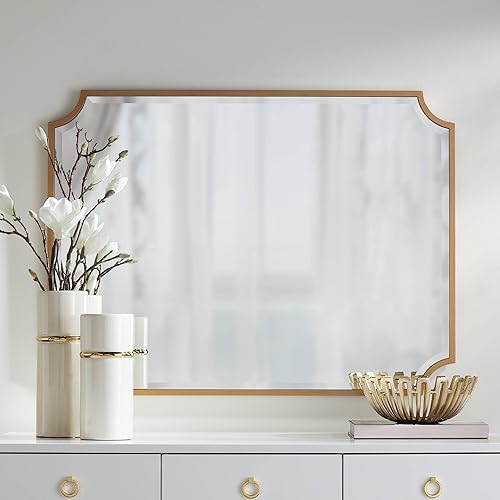 Jacinda - Espejo de pared rectangular decorativo con borde redondeado biselado, marco de madera dorada envejecida de 30 pulgadas de ancho para baño,