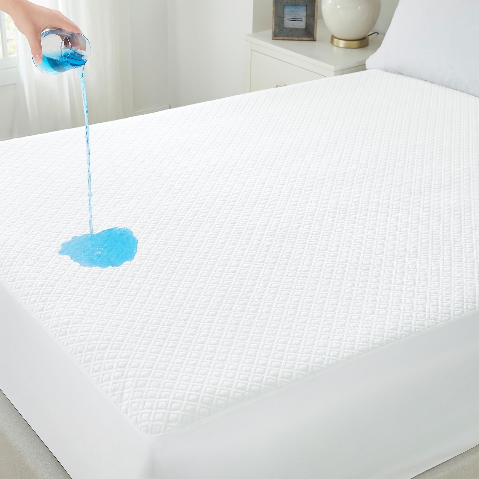 Plastic Mattress Protector Zippered Cal King, Waterproof