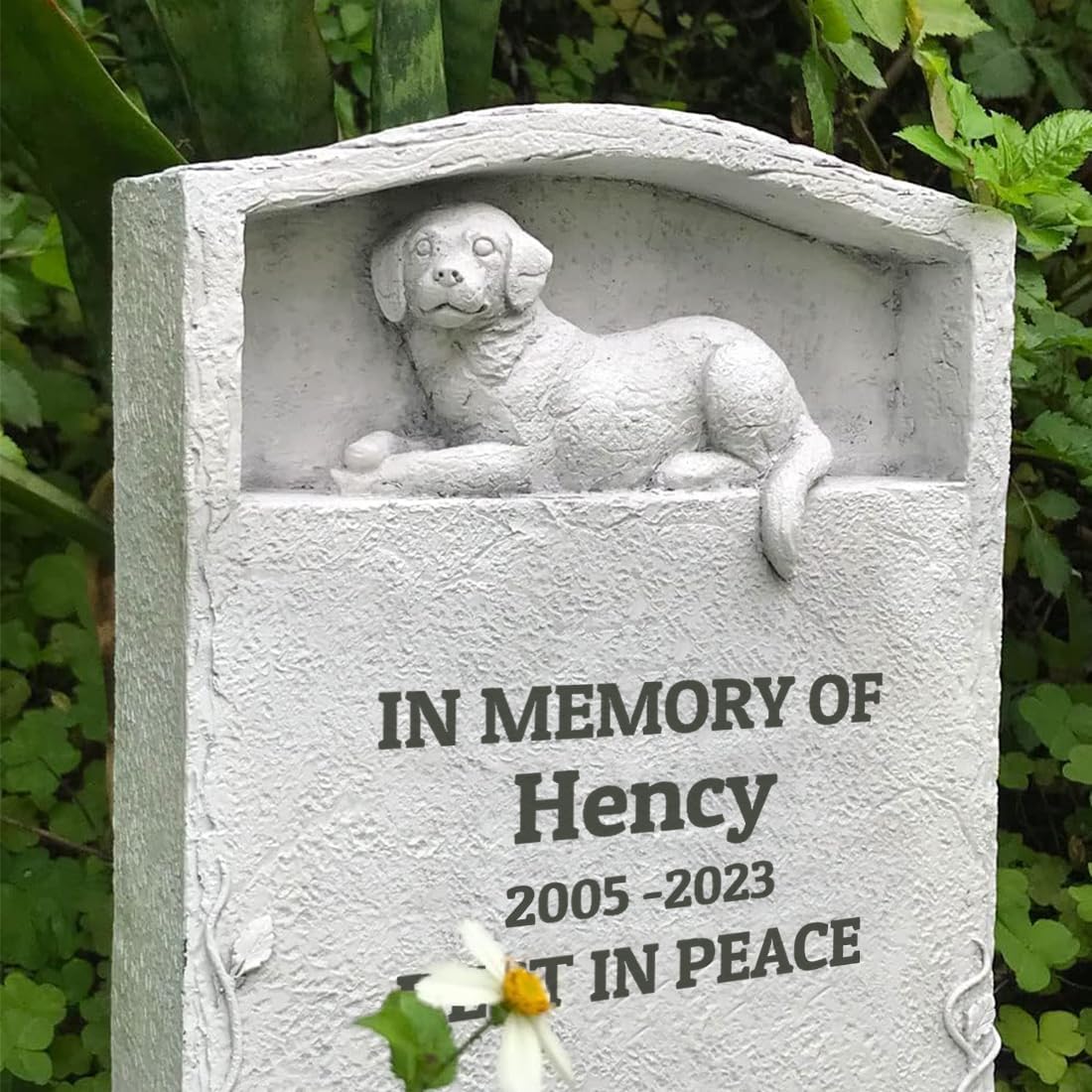 Upright Pet Headstone for Dog, Personalized Dog Memorial Stone Resin Dog Statue Figurine Dog Garden Stone Pet Gravestone for Dog Outdoors