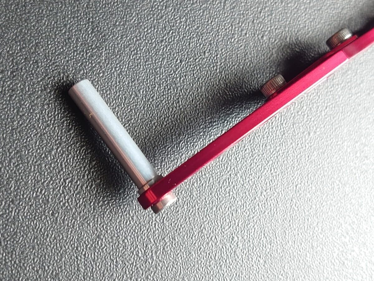 アブ3  33専用カスタムハンドル　赤モデル新品です。リールは非売品です。 楽天市場】アブ カスタムハンドルの通販