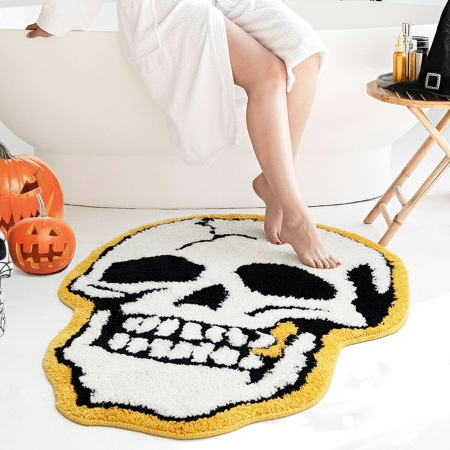 Skull Bath Rug Non-Slip Bath Mat Fun Washable Microfiber Bathroom Mats for Indoor Living Room Halloween Decor Rugs