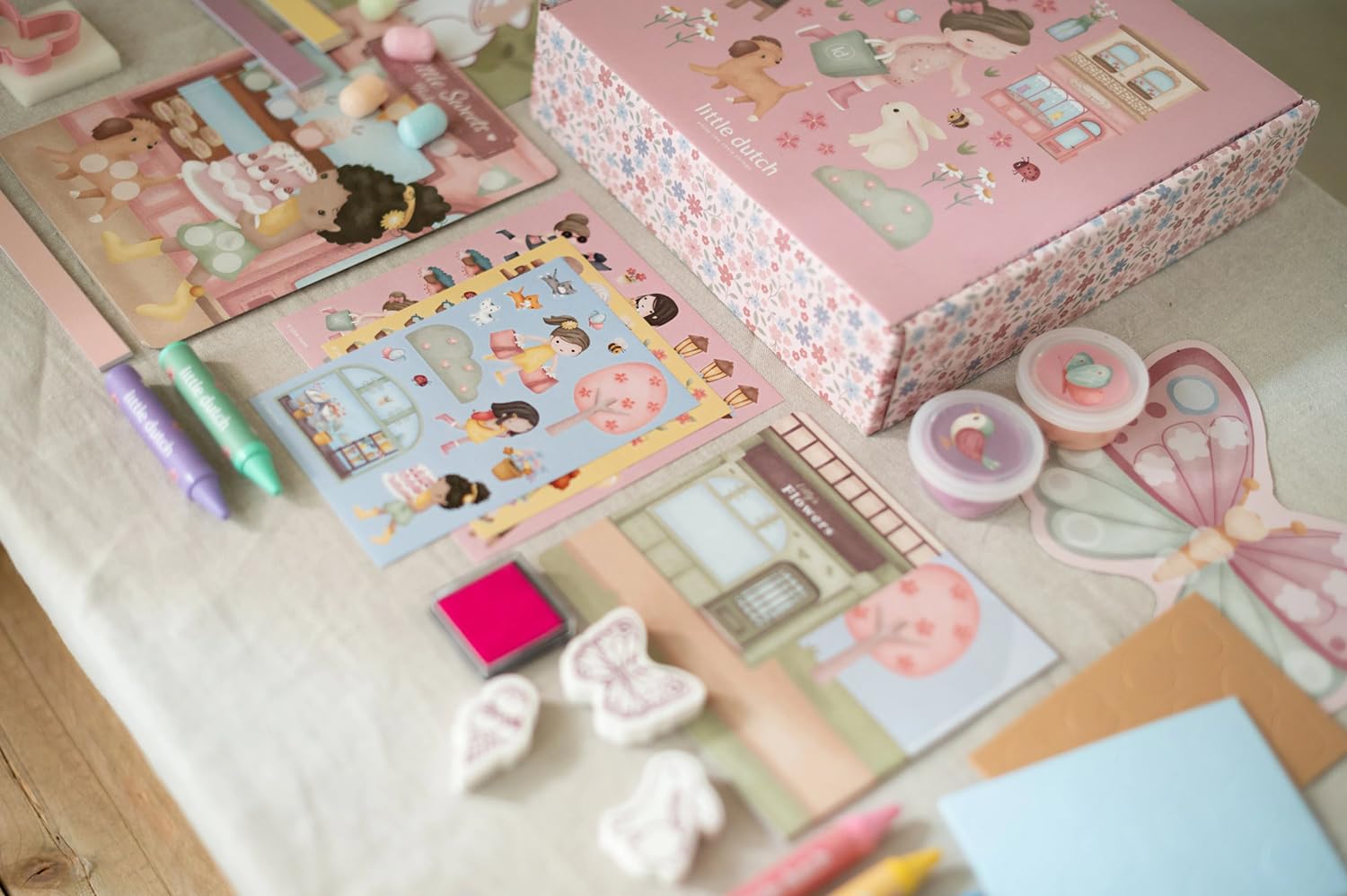 Little Dutch Juego de manualidades XL – para niñas a partir de 3 años – Pegatinas creativas – Caja creativa – Rosa & Friends