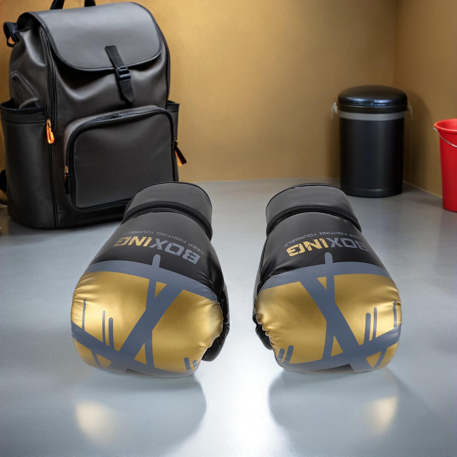 Guantoni da Boxe da Allenamento Uomo Adulti in Pu Nero | Supporto Polso Affidabile, Regolazione Rapida e Sicura, Traspiranti per Kickboxing e Sacco Pesante