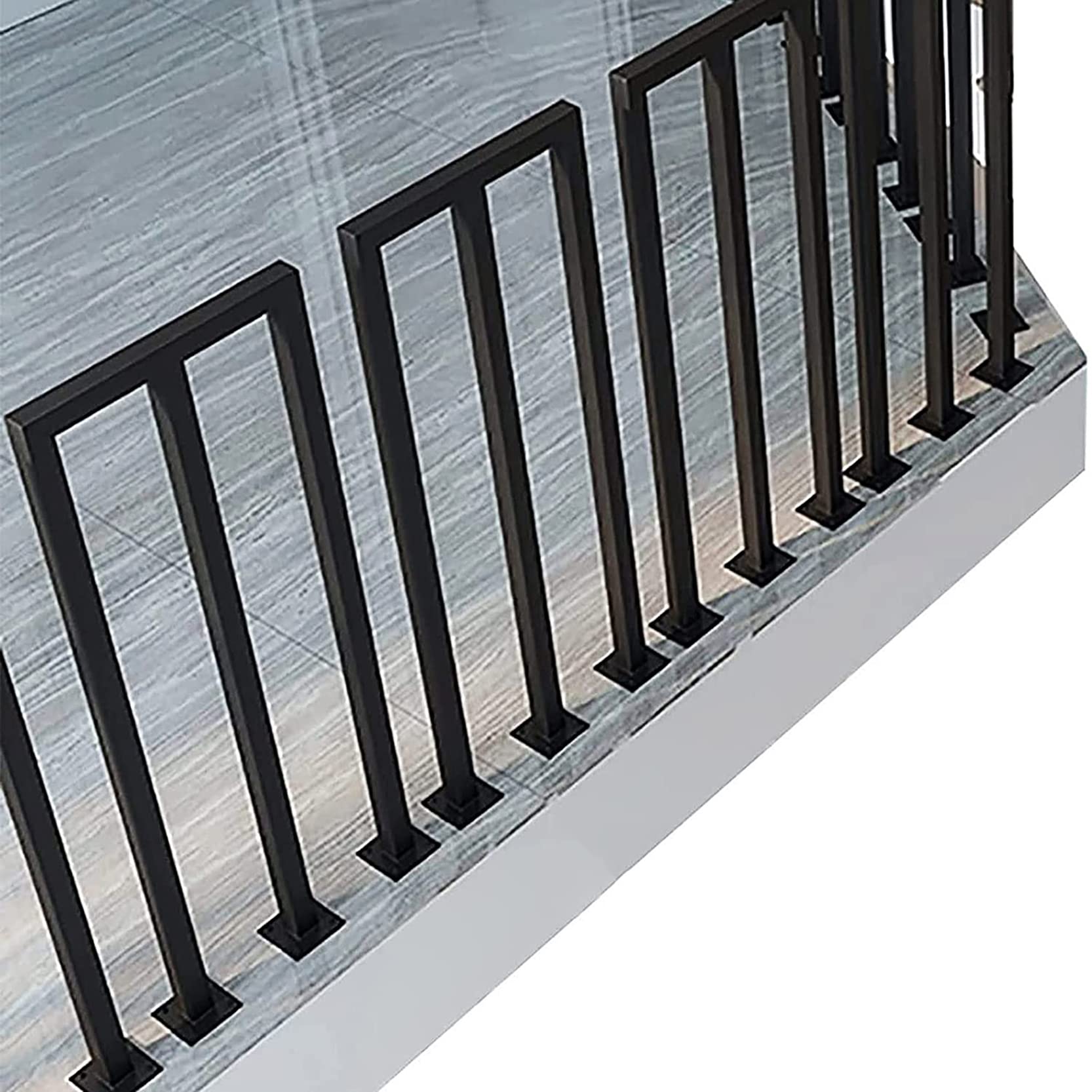 Czarna poręcz w kształcie litery M na zewnątrz wewnątrz werandę Loft Villa Decking, pręt podtrzymujący balustradę schodową z kutego żelaza, bezpieczny antypoślizgowy drążek ręczny