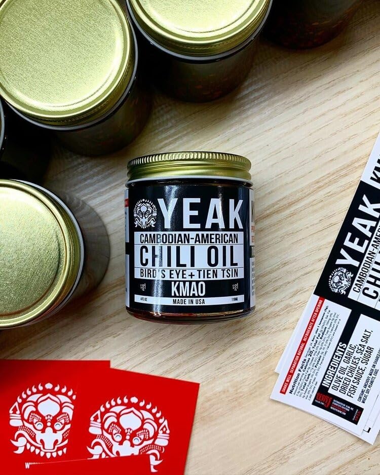 Miniatura 4 de Yeak Inc Salsa picante Kmao Chili Oil para filetes, fideos, tacos Salsa casera Camboyano-Americana (Chili Oil KMAO) Nivel de calor - Caliente