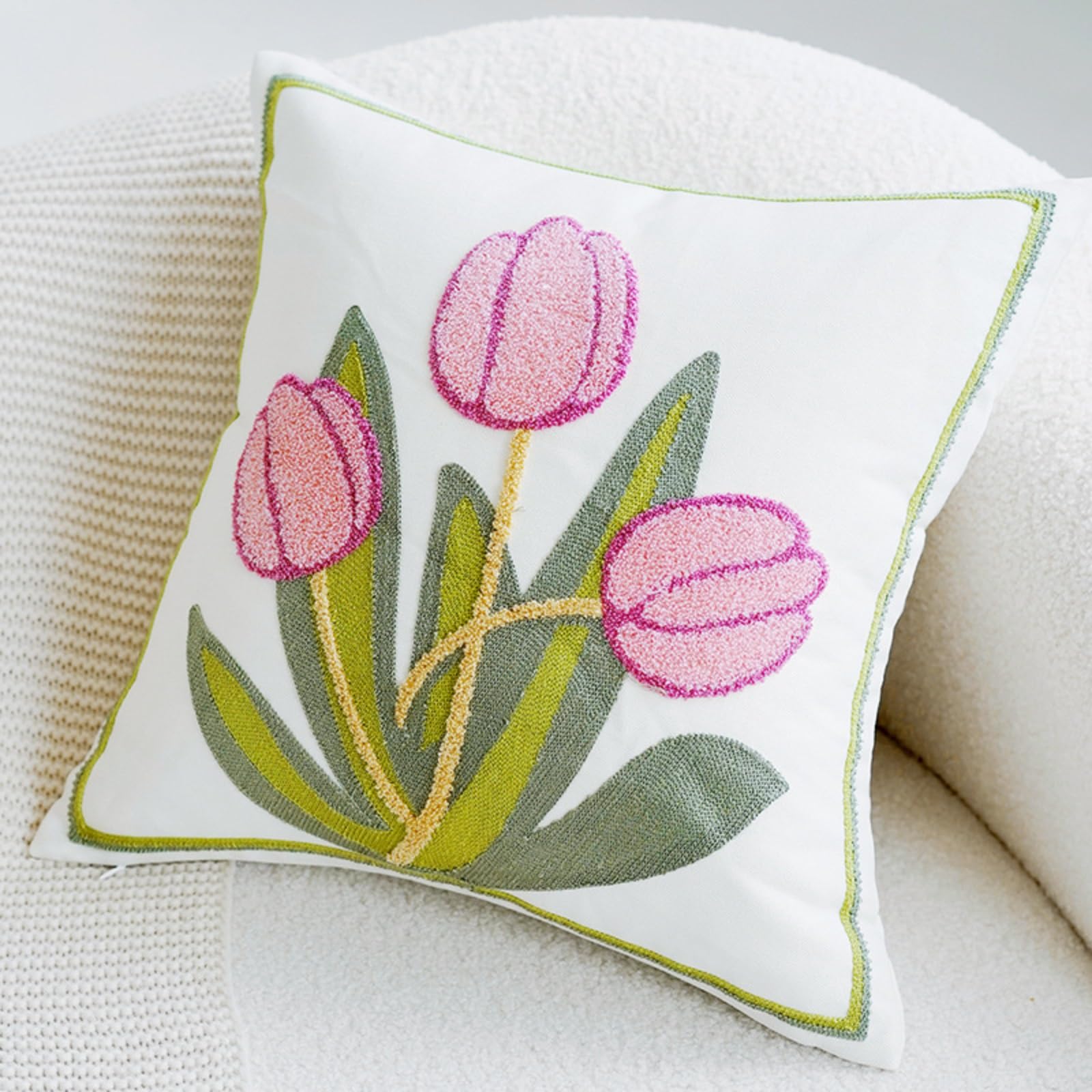 Housse de coussin tuftée avec cœur 45x45 cm rose motif tulipe brodée