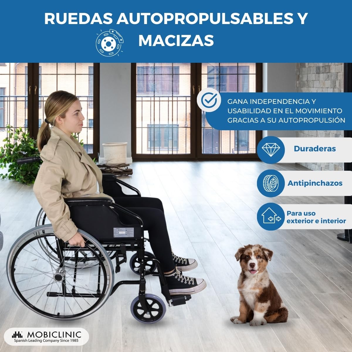 Mobiclinic®, Silla de ruedas plegable, Autopropulsada, Reposabrazos extraíbles y acolchados, Reposapiés abatibles, Catedral, Freno manual, Sistema subebordillos, Antipinchazos, Resistente