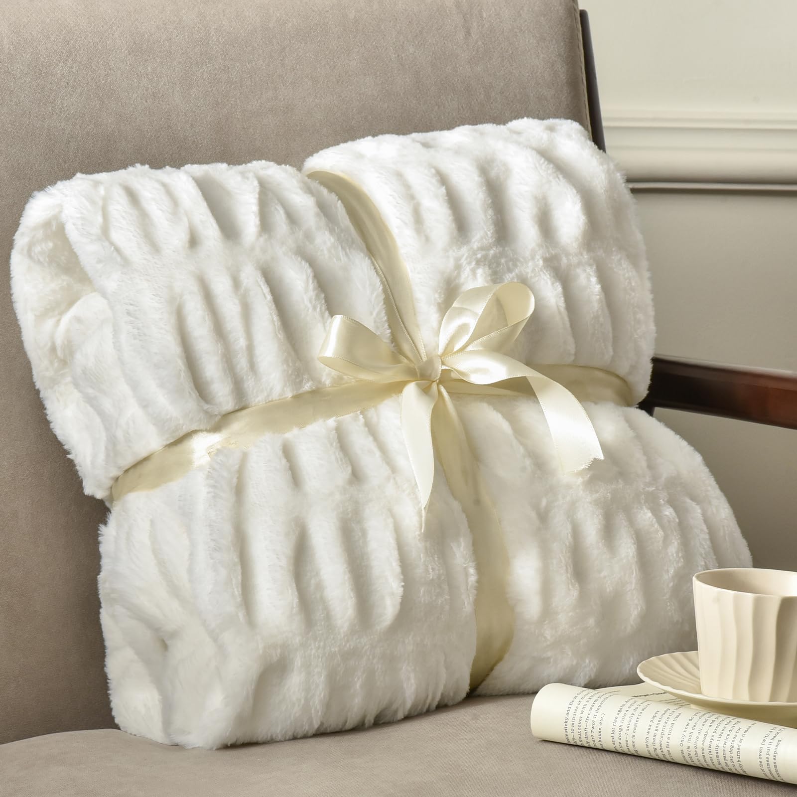 PHF Fluffy Ruched Faux Fur Throw Blanket Twin Size for Couch,Cozy Plush Soft Luxury Warm for Fall Winter,Reversible Furry Thick Lightweight Blanket