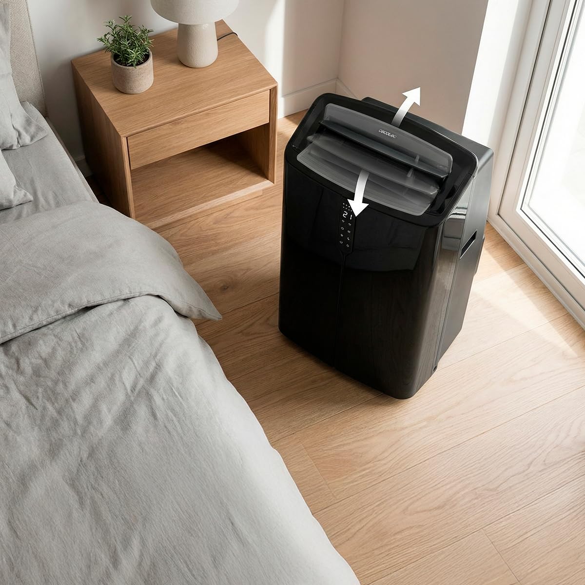 Cecotec Condizionatore Portatile Pompa di Calore Wifi ForceClima 12600 Nux Heating Connected. 12000BTU, Telecomando, Display Touch, 5 Modalità, 3 Velocità, Timer, 28-30m², Benessere Totale