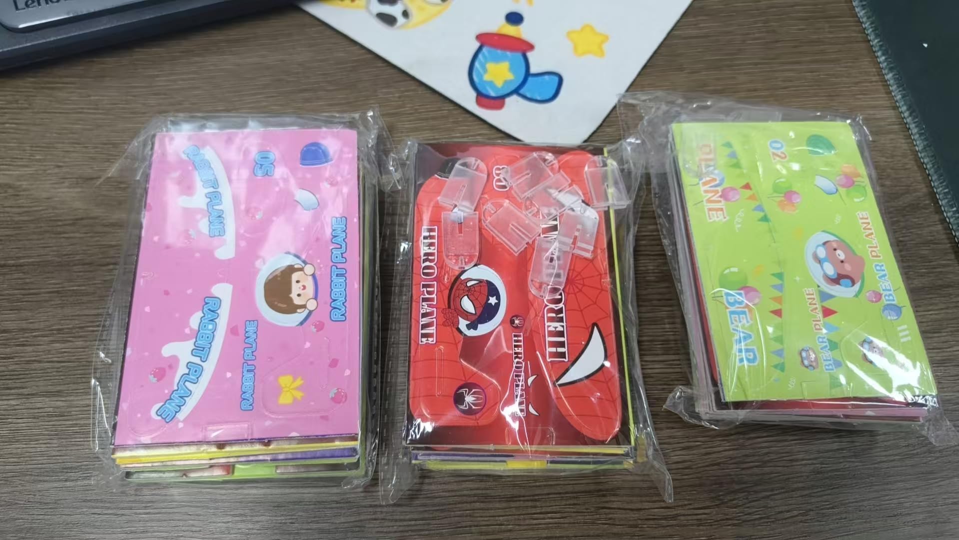 30 styropianowy lotnik dla dzieci, mini styropianowy samolot, szybowiec do rzucania, styropianowa zabawka lotnicza, do użytku na zewnątrz i zabawki urodzinowe dla dzieci