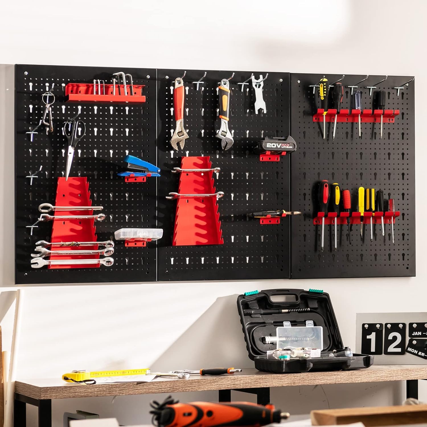 GYMAX Panel Herramientas Pared de Metal, 120 x 60 cm, Soporte Herramientas Pared con 3 Paneles Perforados y 25 Ganchos, Tablero Perforado para Taller, Banco de Trabajo