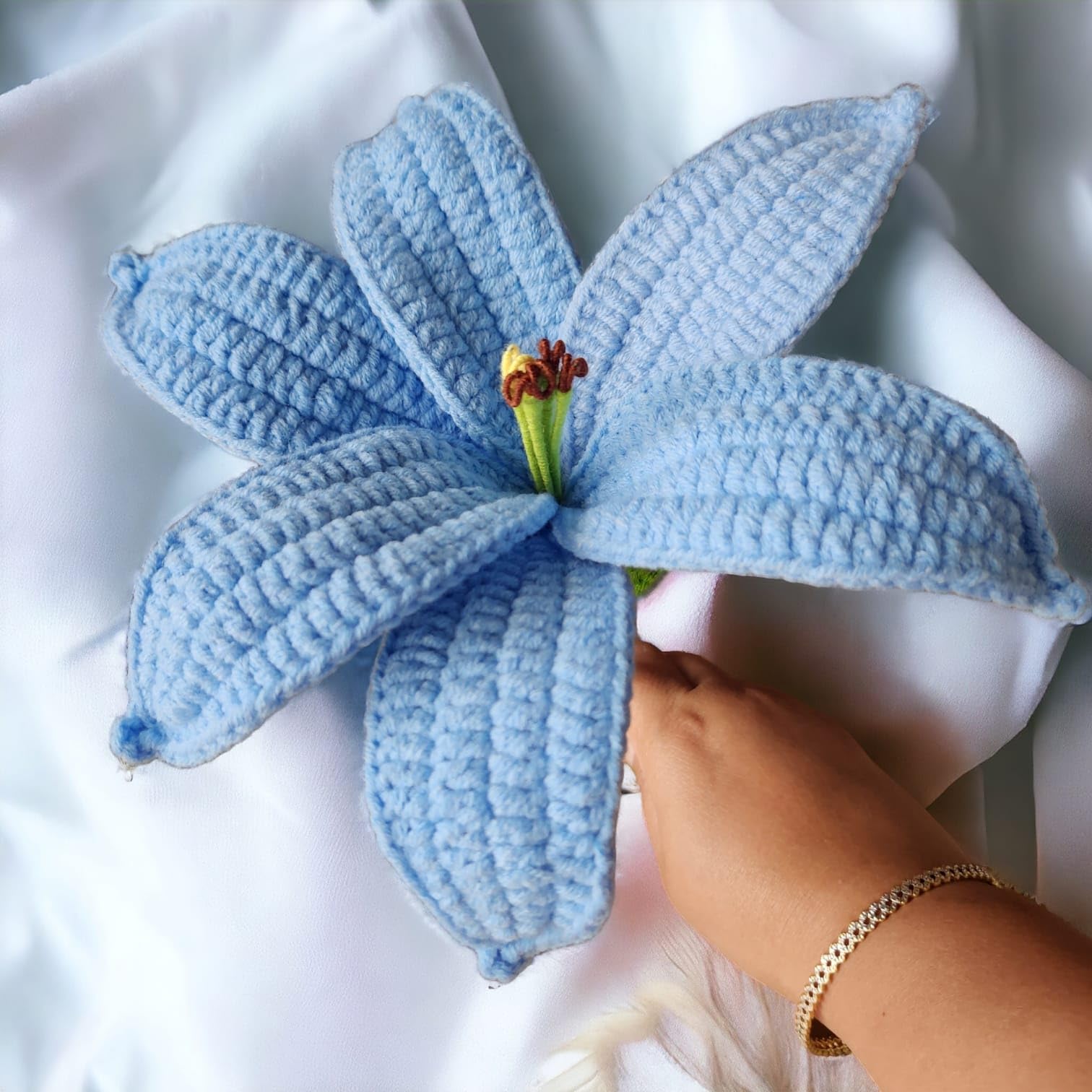 Handmade Crochet Lily Flower | Valentine Gift for Girlfriend Boyfriend Husband Wife Girl Boy Her Him - Love Forever | Womens Mother Father Day | Holi | Easter | Good Friday(Qty:1) (Blue)