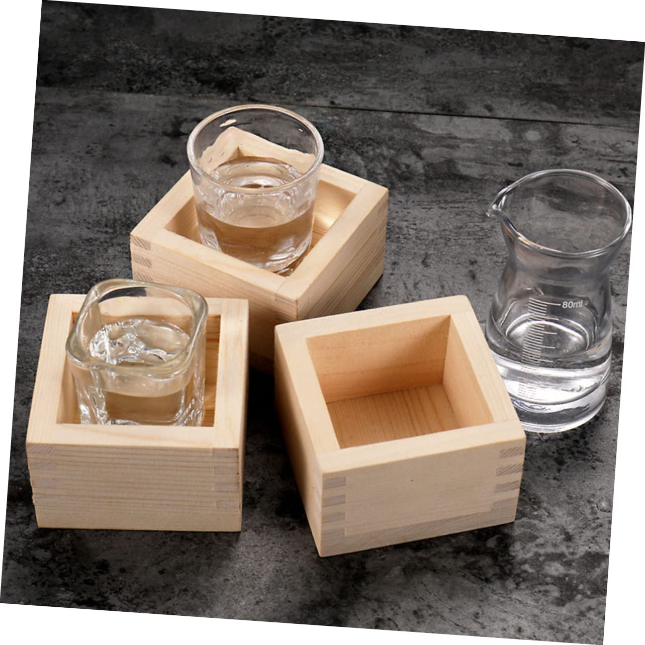 CONGARTENO 1 Set Transparent Glass Sake Cup with Wooden Box Japanese Style Sake Mug for Tea Liquor and Rice Wine Easy to Clean Drinking Mug Friends