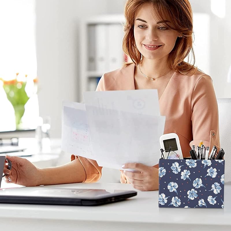 ペン立て ペンスタンド 花柄 鉛筆立て ペンホルダー リモコンラック 仕切り Puレザー デスクオーガナイザー ブラシスタンド 分類箱 小物入れ 文房具 卓上収納 小物収納 大容量 多機能 おしゃれ オフィス 事務用品 プレゼント Bvyj2oghss 文房具 オフィス用品