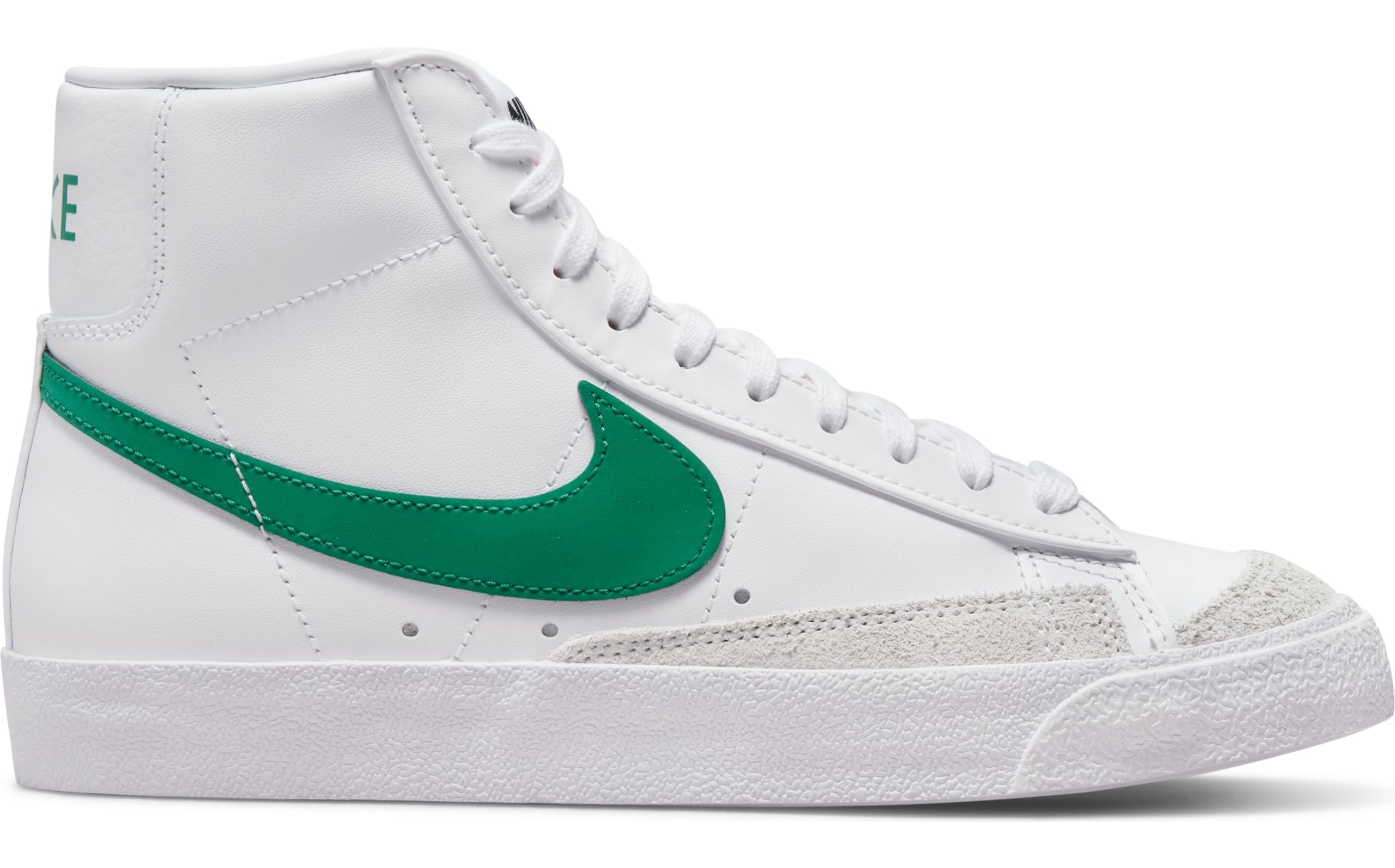 NIKE Blazer Mid 77 Vintage Basketball ShoeMujer