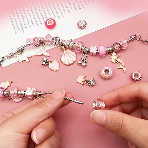 63個 チャームブレスレット製作キット ポータブルジュエリーボックス付き DIYアートクラフト 女の子の年齢向け 創造的な誕生日プレゼント 想像力を刺激する-パープル - 3
