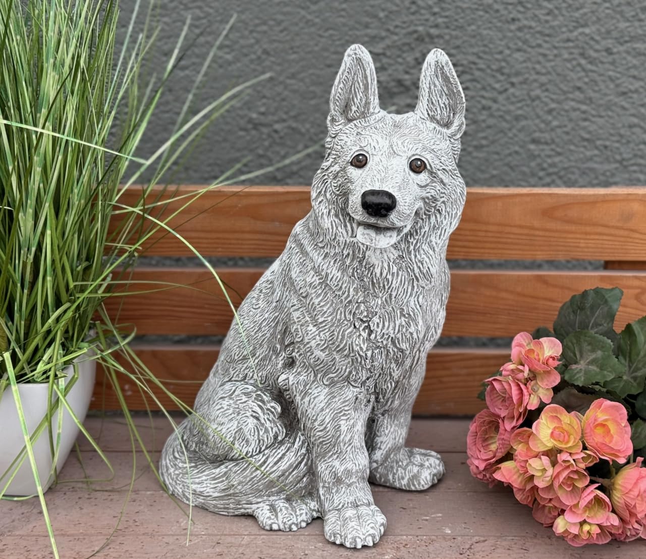 stoneandstyle Steinfigur Schäferhund Gross, frostfest, Höhe 39 cm, Gewicht 13,4 kg