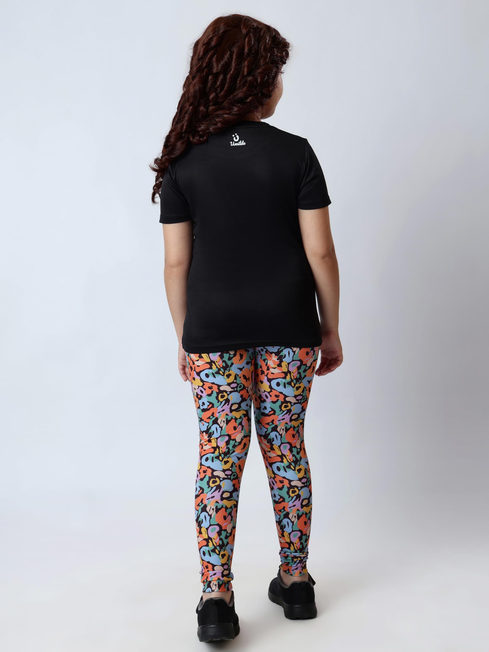 UMILDO ColorPop Power: Girls Activewear Set with a Splash of Fun 2
