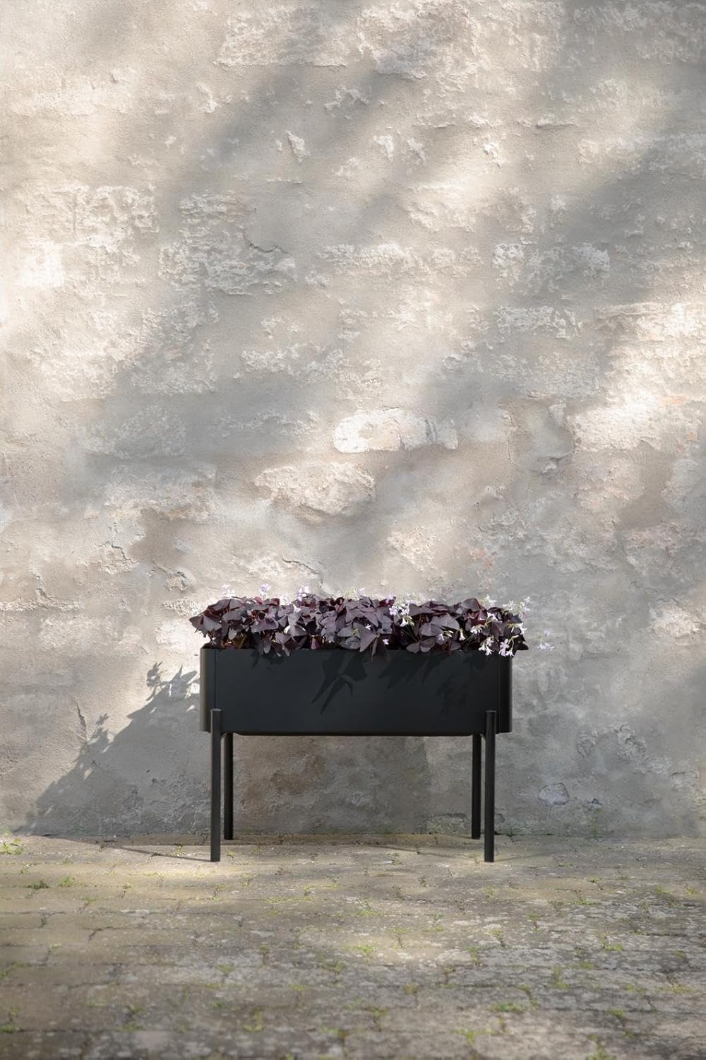 Eva Solo | Simply Grow Planter | Ideal for Growing Vegetables, Herbs and Decorative Flowers | Black