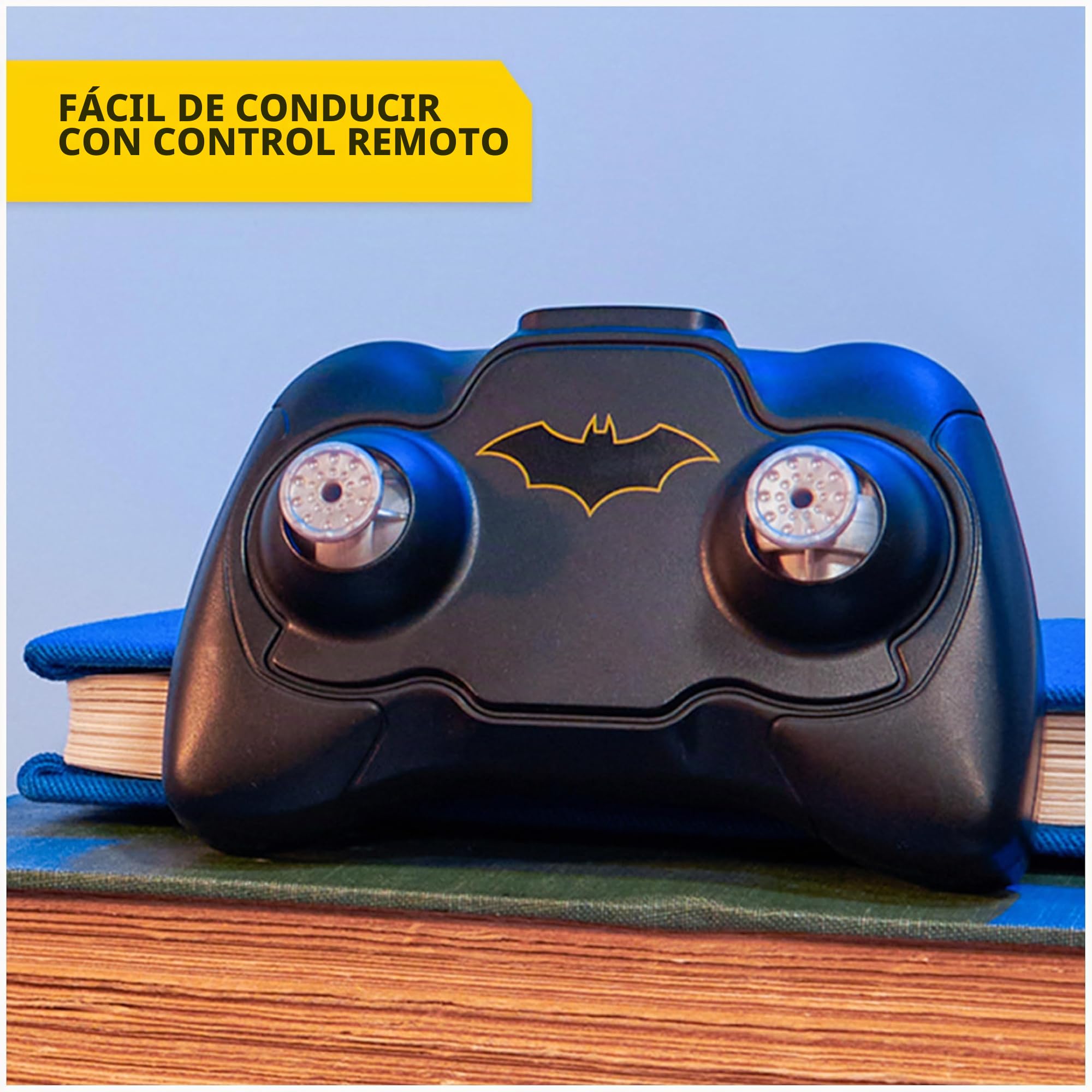 DC Comics, Batman Batmobile - Coche de Control Remoto, fácil de Conducir, Compatible con Figuras de Batman, Juguetes para niños y niñas de 4 años en adelante