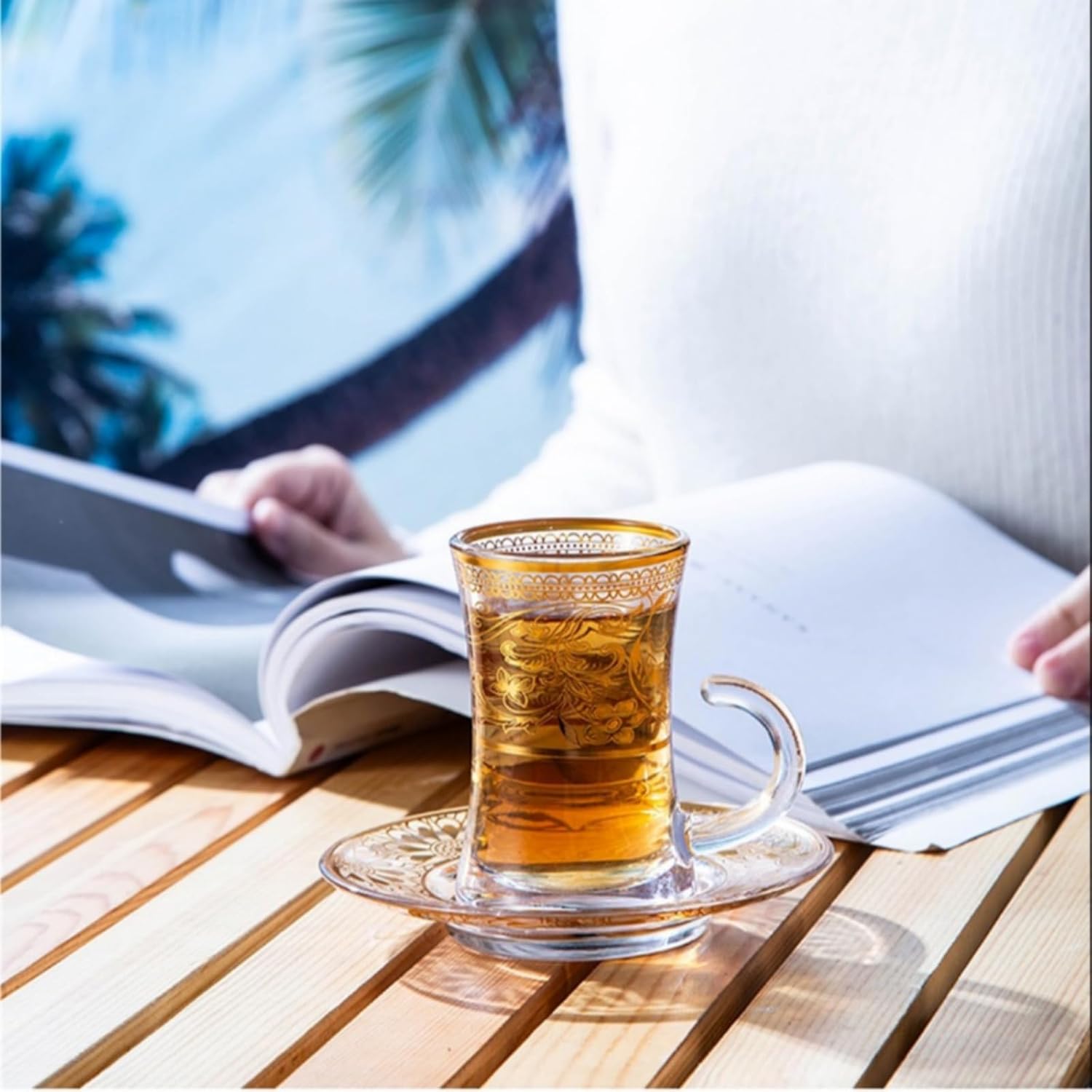 Turkish Tea Glasses Cups and Saucers, Espresso Coffee Mugs with Gold Embossed Pattern, Glassware Drinking Teacup Set, 120mL Glass Cup with Handle, 2pcs gold D