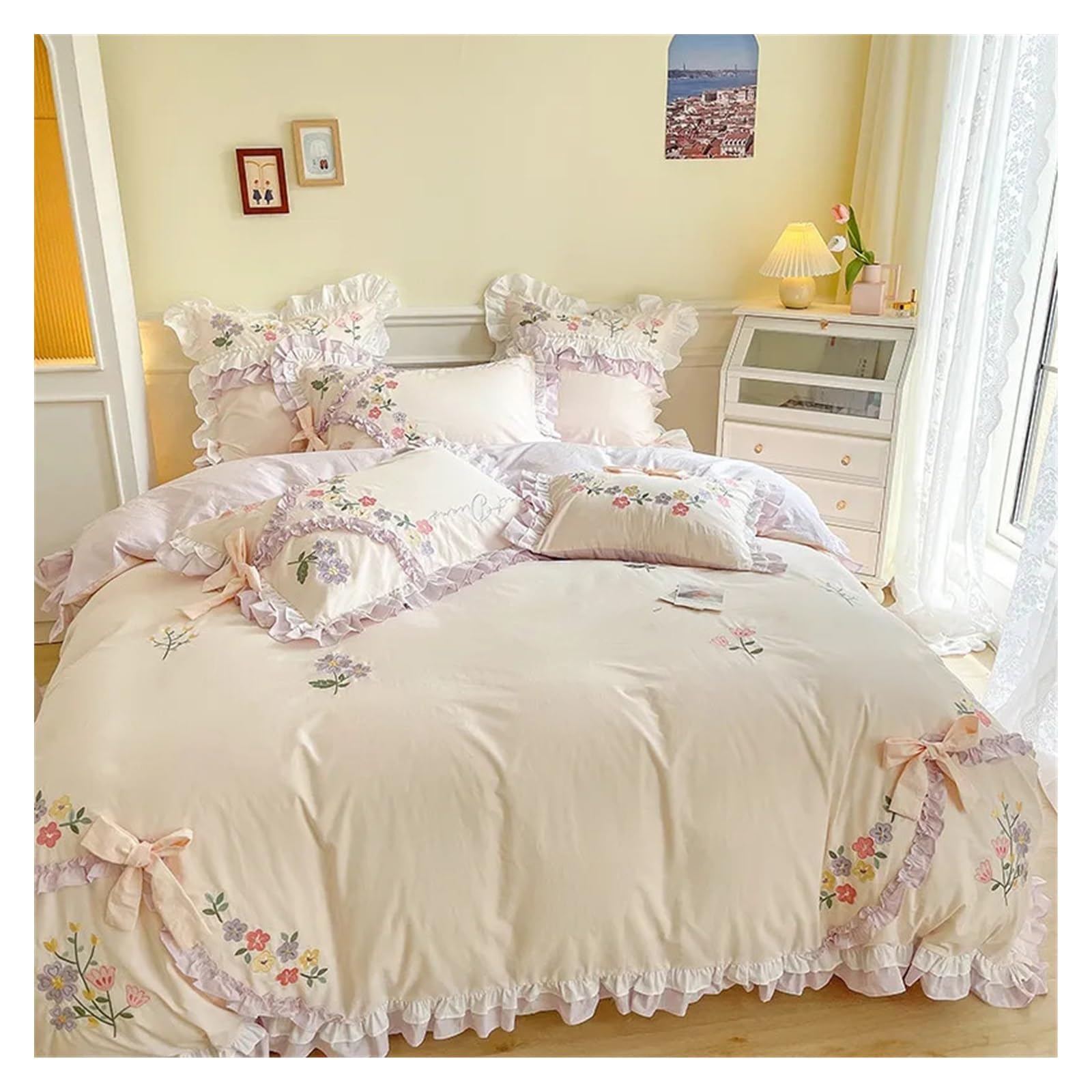 ✤アイボリーホワイト　 フリル　 シングル布団カバー＆枕カバー　 蝶・花刺繍✤ ✤アイボリーホワイト フリル シングル布団カバー＆枕カバー 蝶・花