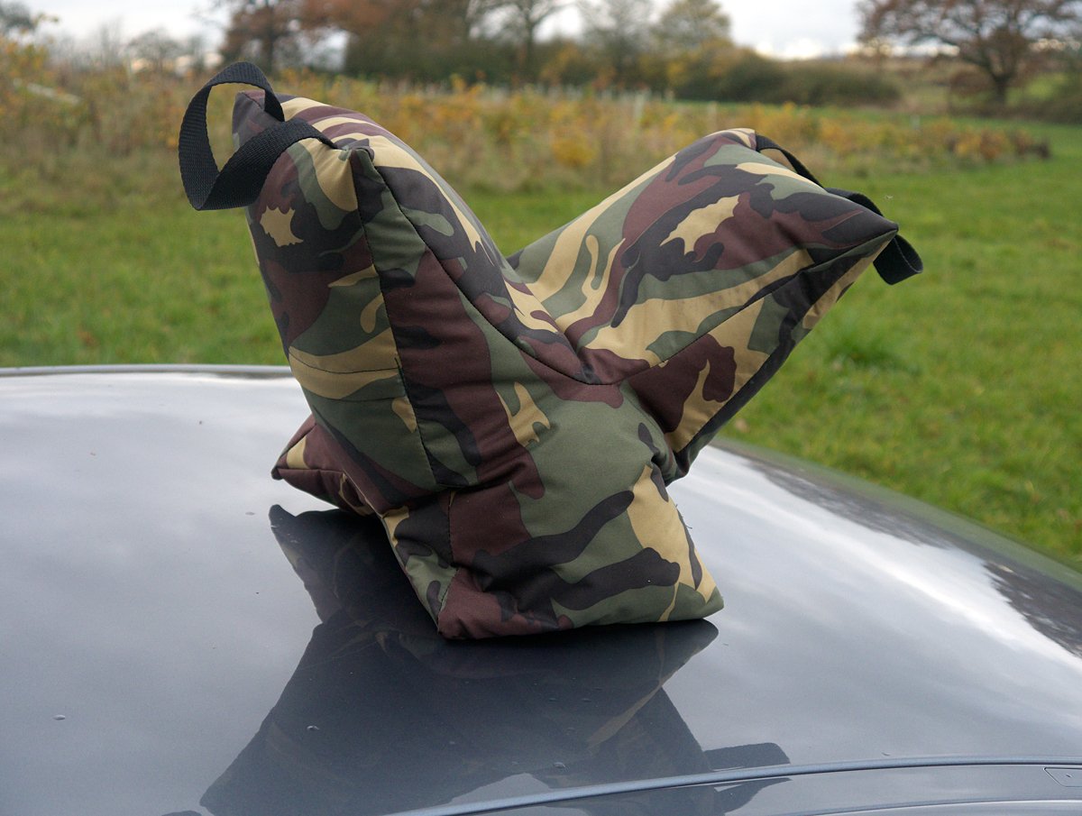 Grappler Kamera Sitzsack Vorgefüllte Version gefüllt mit leichten Styroporkugeln Woodland Camouflage Muster Linsenstütze für Wildlife Photography Polyestergewebe