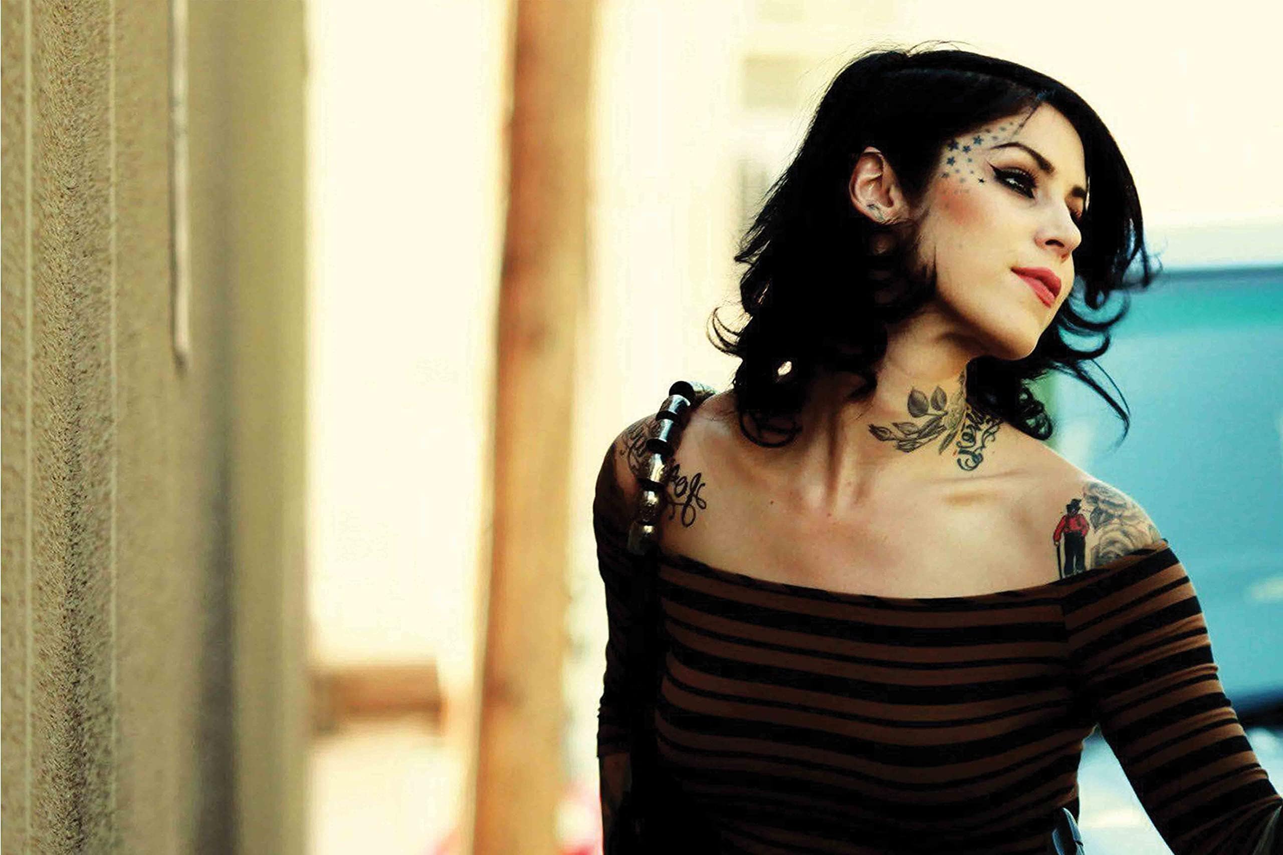 Yellow Alley Celeb Sticker Wall Poster|Kat Von D Poster|Poster for Cupboards/Studio/Living Room|Decorative Wall Poster|Poster for Interior Wall Decoration|Self Adhesive Wall Poster